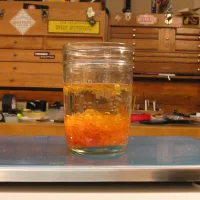 Dissolving Shellac for French polishing